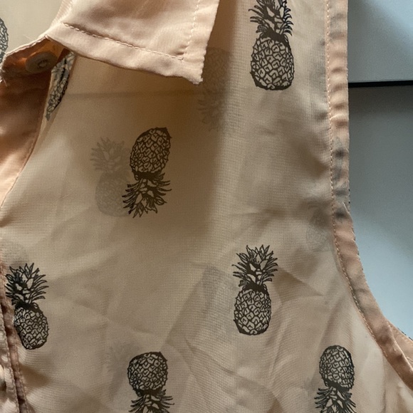 Someone said pineapple 🍍 🍍🍍👀 - Picture 2 of 9